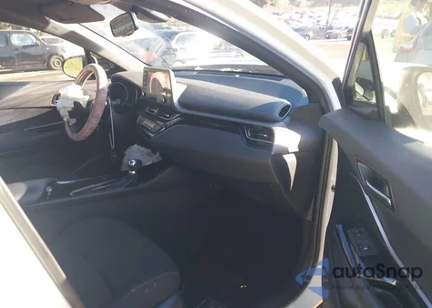 2019 Toyota C-Hr Xle z USA, uszkodzony, nr VIN JTNKHMBX4K1016102